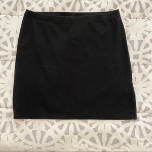 Slim fit mini skirt